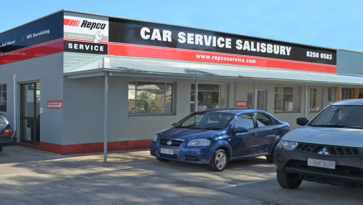 Thumbnail for Car service in Salisbury Plain